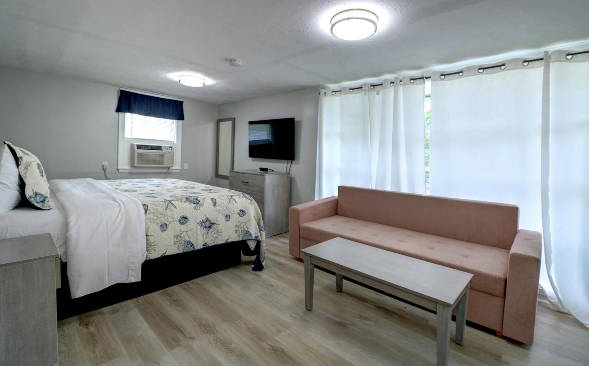Windrift Motel West Yarmouth Room photo