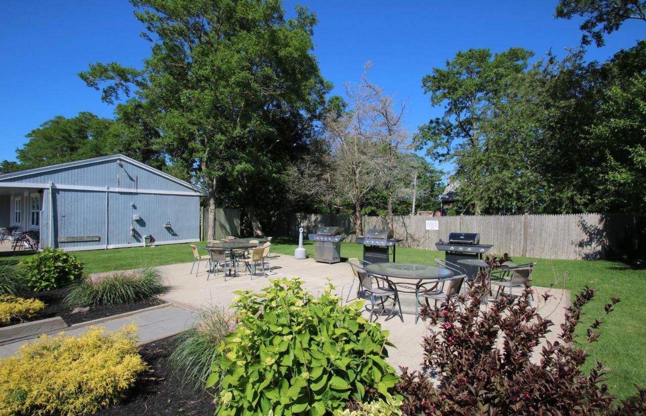 Windrift Motel West Yarmouth Exterior photo
